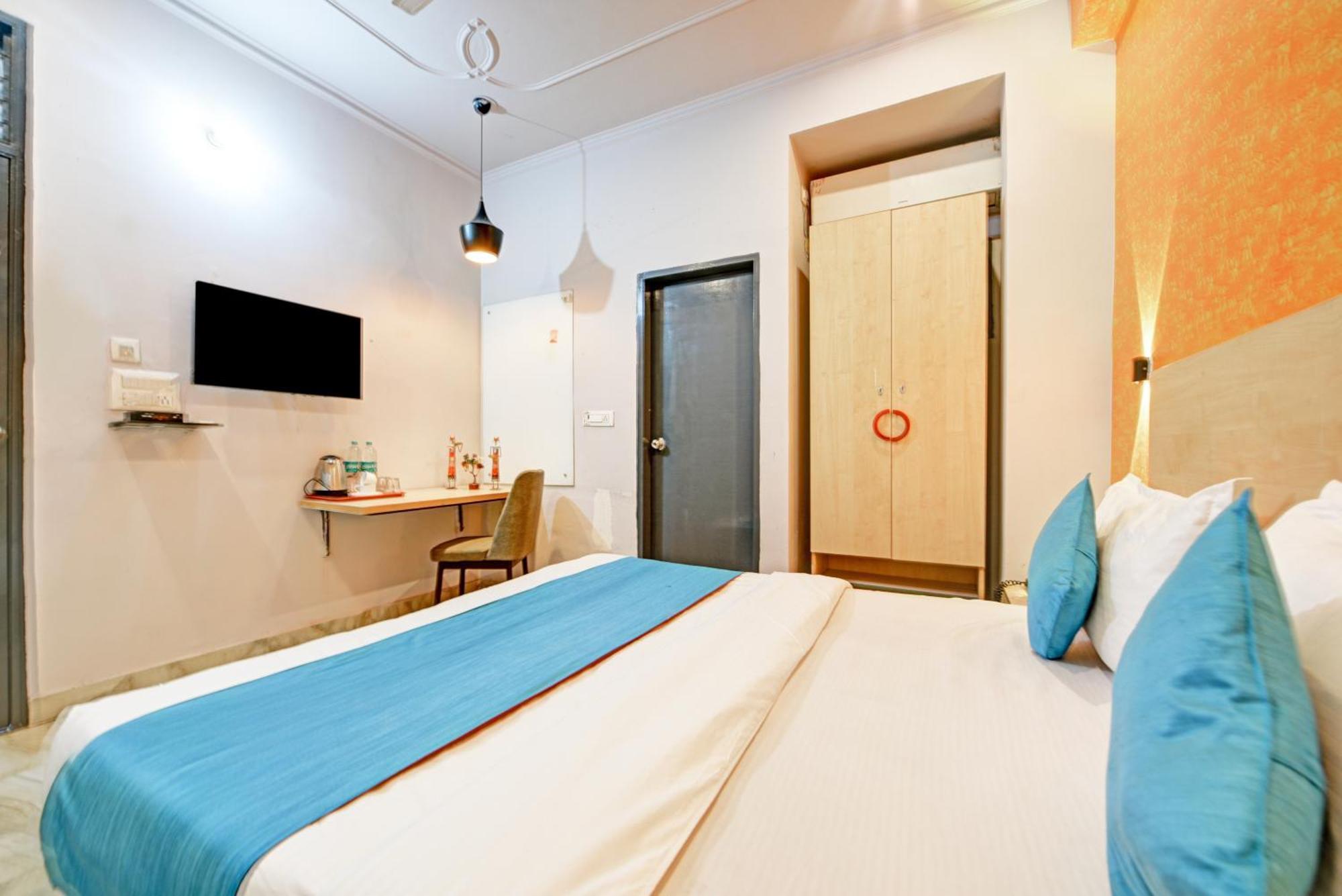 Royal Spark Inn1 - Medicity Gurugram, Near Medanta Hospital Gurgaon Exterior photo