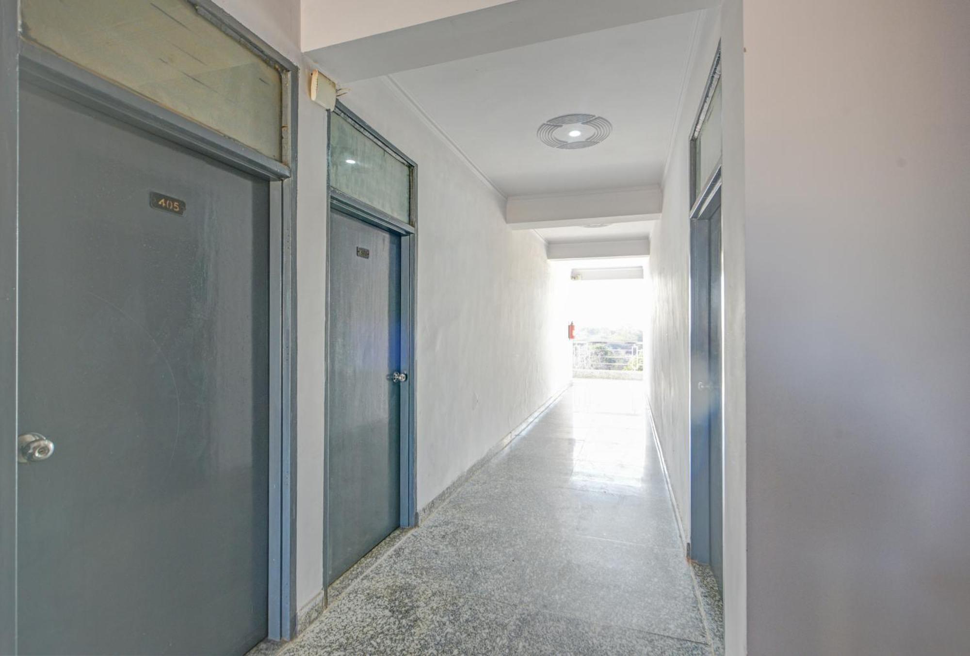 Royal Spark Inn1 - Medicity Gurugram, Near Medanta Hospital Gurgaon Exterior photo